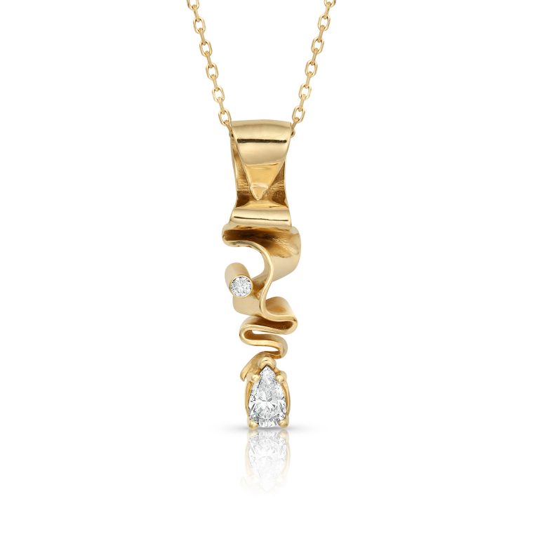 Ribbon with Diamond