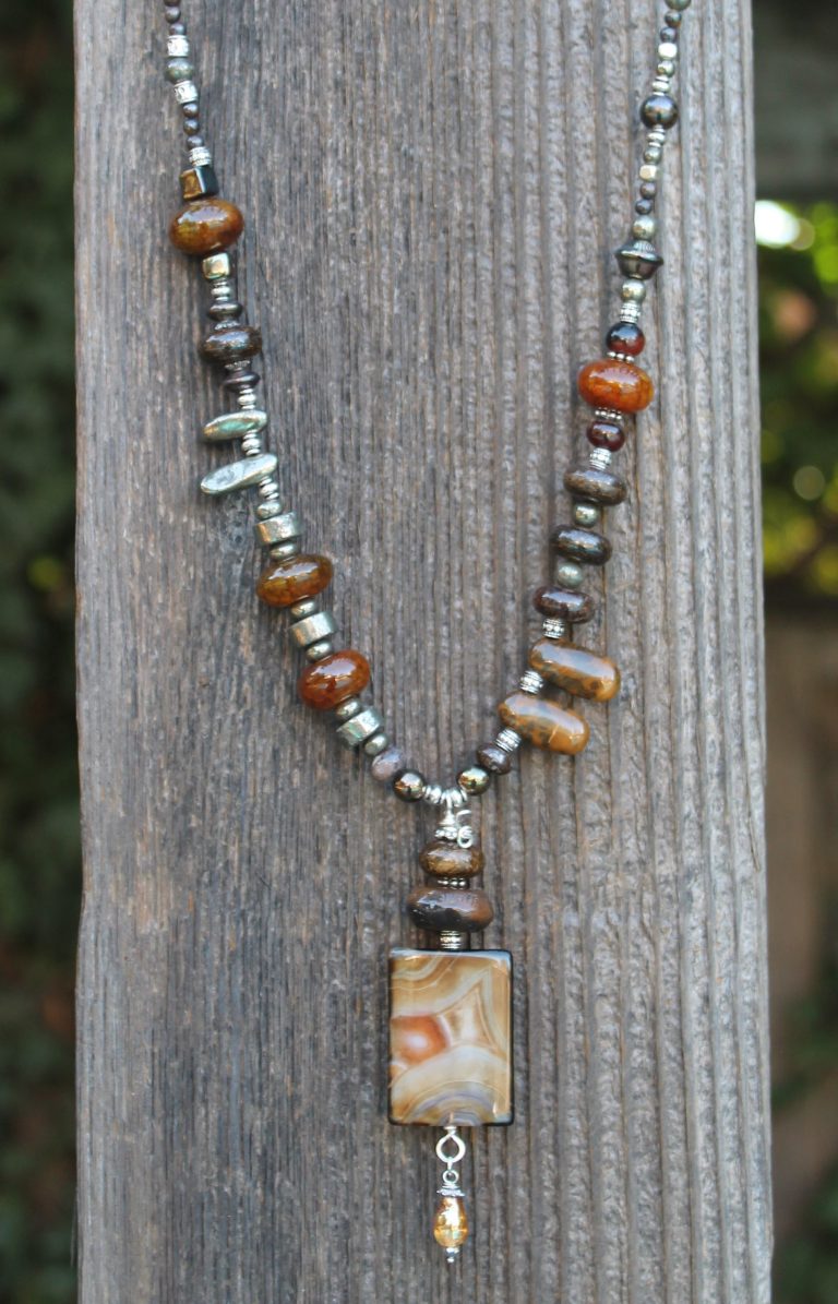 Rectangular Agate Pend IMG 2374 crop 2 768x1195