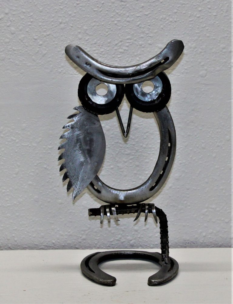 Horse Shoe Owl #229 11' tall - $125